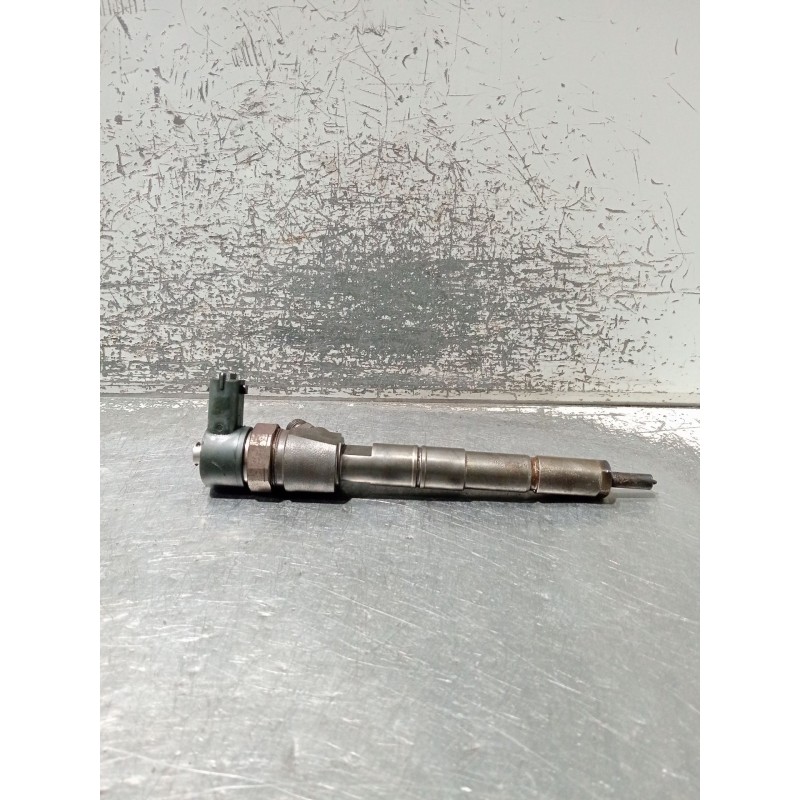 Recambio de inyector para opel insignia a sedán (g09) 2.0 cdti (69) referencia OEM IAM 0445110327 BOSCH 