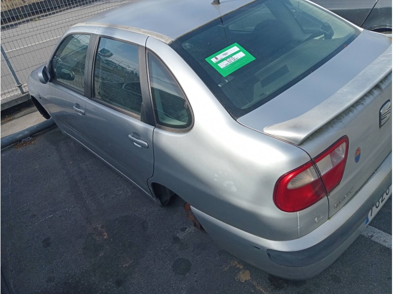 seat cordoba berlina (6k2) del año 2000