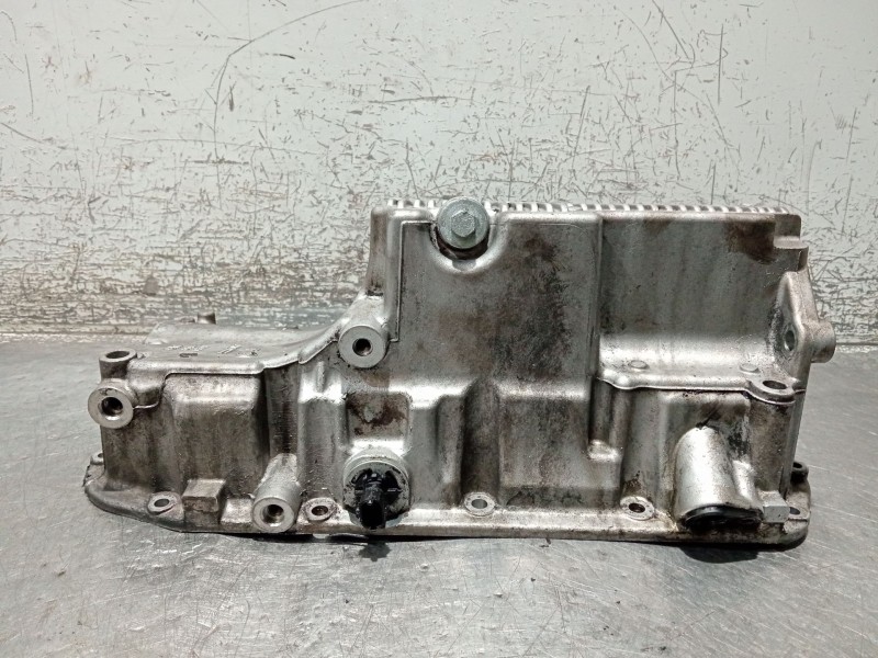 Recambio de carter para opel insignia a sedán (g09) 2.0 cdti (69) referencia OEM IAM 55567087  