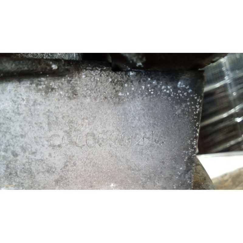 Recambio de caja cambios para opel zafira / zafira family b (a05) 1.9 cdti (m75) referencia OEM IAM M32 6V 60400690244