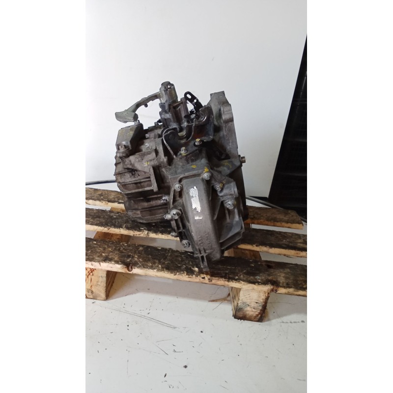 Recambio de caja cambios para opel zafira / zafira family b (a05) 1.9 cdti (m75) referencia OEM IAM M32 6V 60400690244