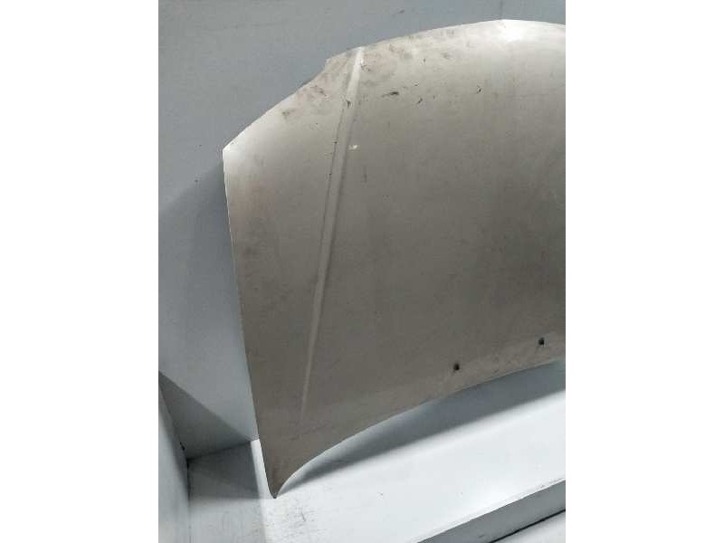 Recambio de capot para mazda 323 berlina f/s (bj) referencia OEM IAM    Recambio de capot para mazda 323 berlina f/s (bj) referencia OEM IAM