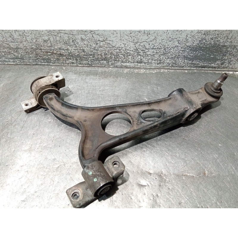 Recambio de brazo suspension inferior delantero derecho para alfa romeo gt (937_) 1.9 jtd (937cxn1b) referencia OEM IAM 60624988