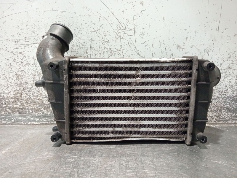 Recambio de intercooler para alfa romeo gt (937_) 1.9 jtd (937cxn1b) referencia OEM IAM 1686864 517159990 