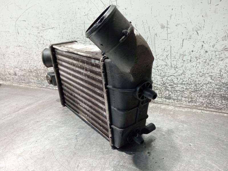 Recambio de intercooler para alfa romeo gt (937_) 1.9 jtd (937cxn1b) referencia OEM IAM 1686864 517159990 