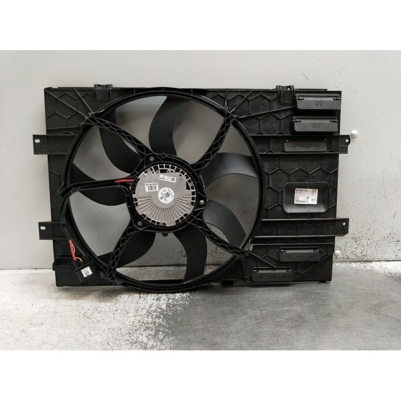 Recambio de electroventilador para volkswagen t5 transporter/furgoneta 1.9 tdi cat (axb) referencia OEM IAM 7E0121207C 220214577