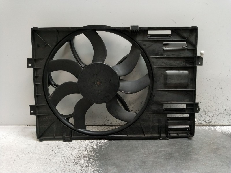 Recambio de electroventilador para volkswagen t5 transporter/furgoneta 1.9 tdi cat (axb) referencia OEM IAM 7E0121207C 220214577