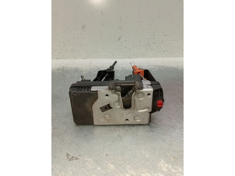 Recambio de motor cierre centralizado trasero izquierdo para opel astra g sedán (t98) 1.6 (f69) referencia OEM IAM 4P  