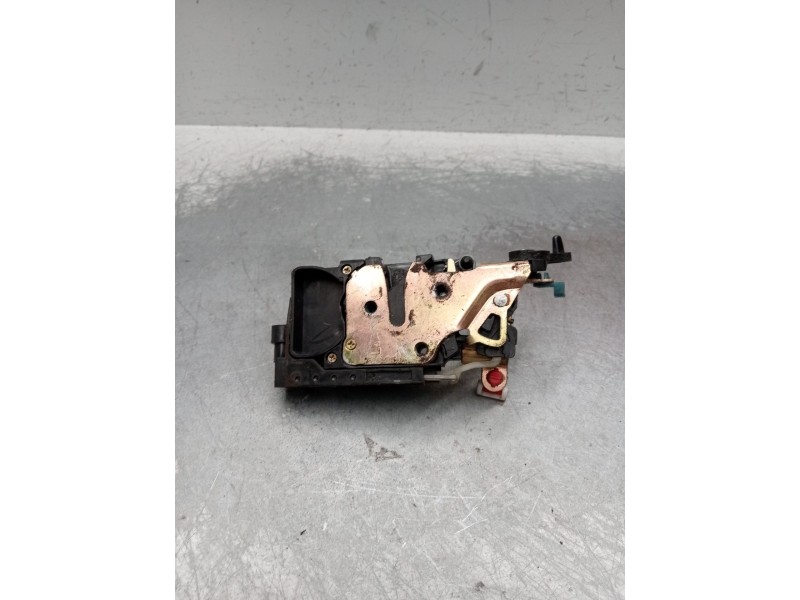 Recambio de motor cierre centralizado trasero izquierdo para ssangyong rexton / rexton ii (gab_) 2.7 xdi referencia OEM IAM  5P 