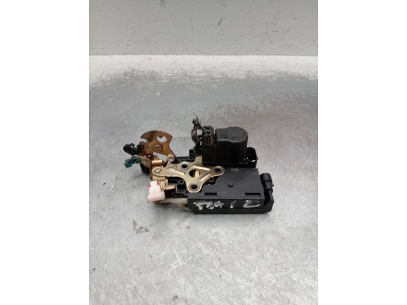 Recambio de motor cierre centralizado trasero izquierdo para ssangyong rexton / rexton ii (gab_) 2.7 xdi referencia OEM IAM  5P 