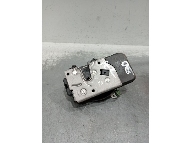 Recambio de motor cierre centralizado delantero derecho para opel vectra b (j96) 1.6 i 16v (f19) referencia OEM IAM  5P 