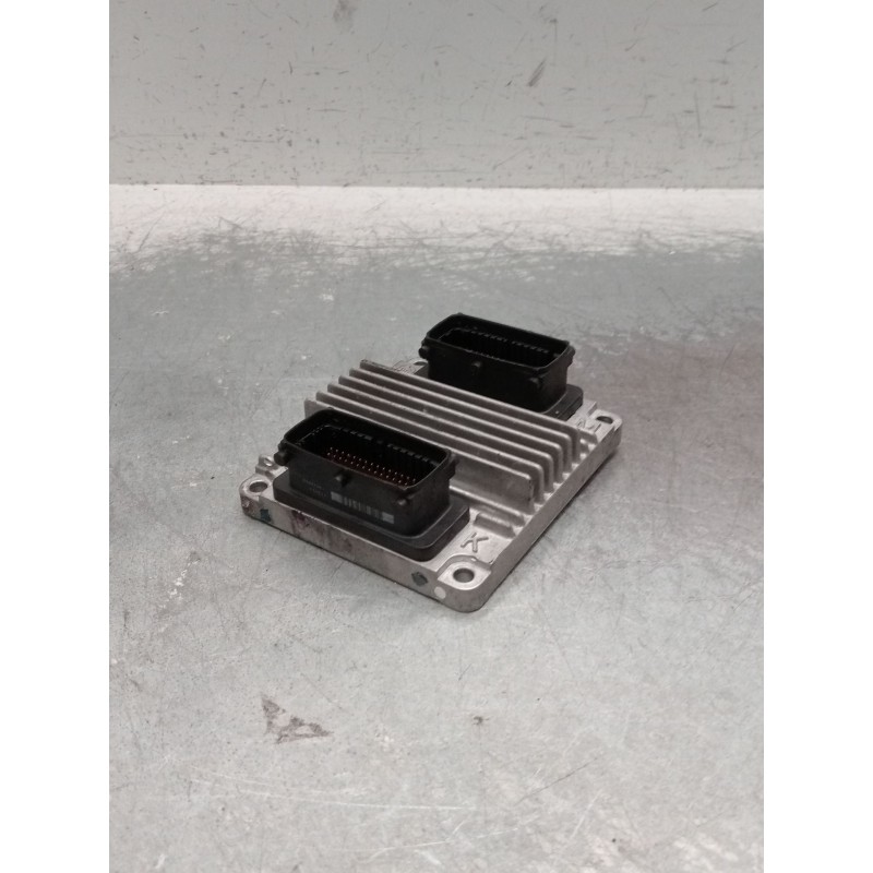 Recambio de centralita motor uce para opel astra g sedán (t98) 1.6 (f69) referencia OEM IAM 09391340 861340S01245102X 