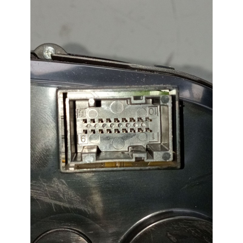 Recambio de cuadro instrumentos para fiat bravo ii (198_) 1.9 d multijet (198axc1b) referencia OEM IAM 503001980000 51761172 