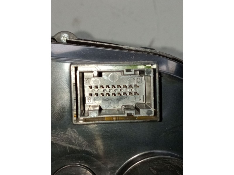 Recambio de cuadro instrumentos para fiat bravo ii (198_) 1.9 d multijet (198axc1b) referencia OEM IAM 503001980000 51761172 