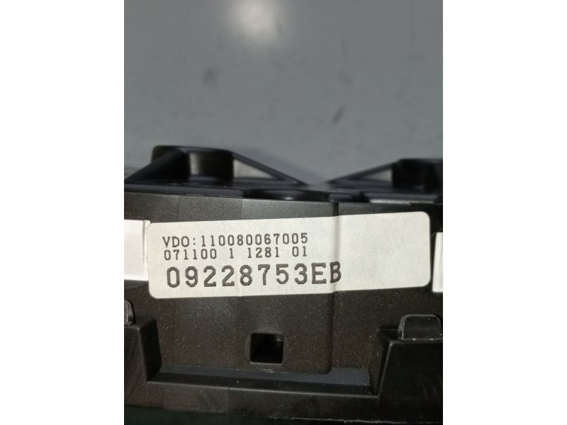 Recambio de cuadro instrumentos para opel astra g sedán (t98) 1.6 (f69) referencia OEM IAM 110080067005 09228753EB 