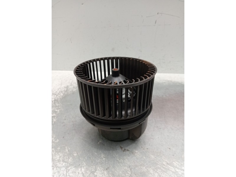 Recambio de motor calefaccion para ford focus iii 1.0 ecoboost referencia OEM IAM AV6N18456AA 0000965503 