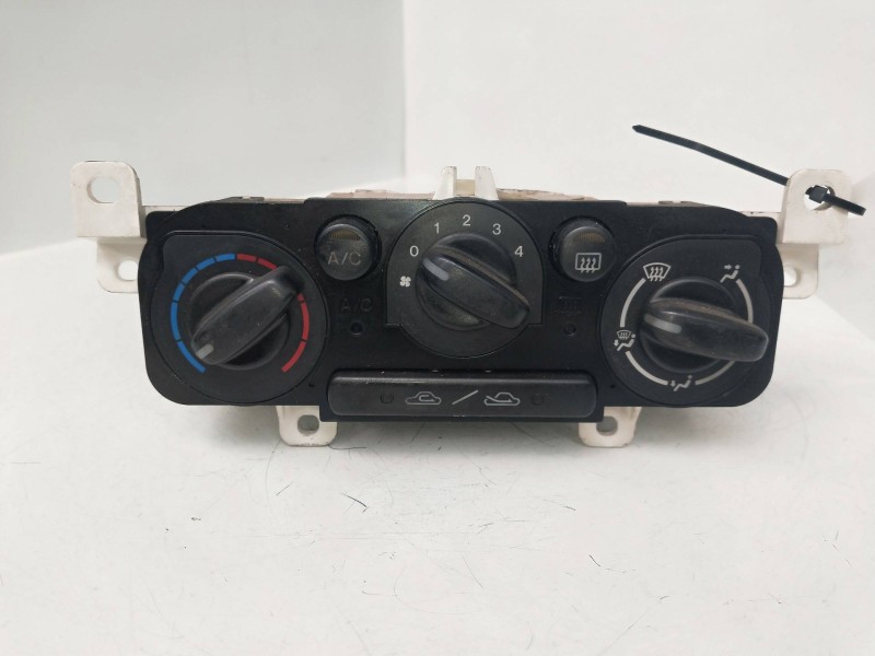 Recambio de mando calefaccion / aire acondicionado para mazda 323 berlina f/s (bj) referencia OEM IAM    Recambio de mando calefaccion / aire acondicionado para mazda 323 berlina f/s (bj) referencia OEM IAM