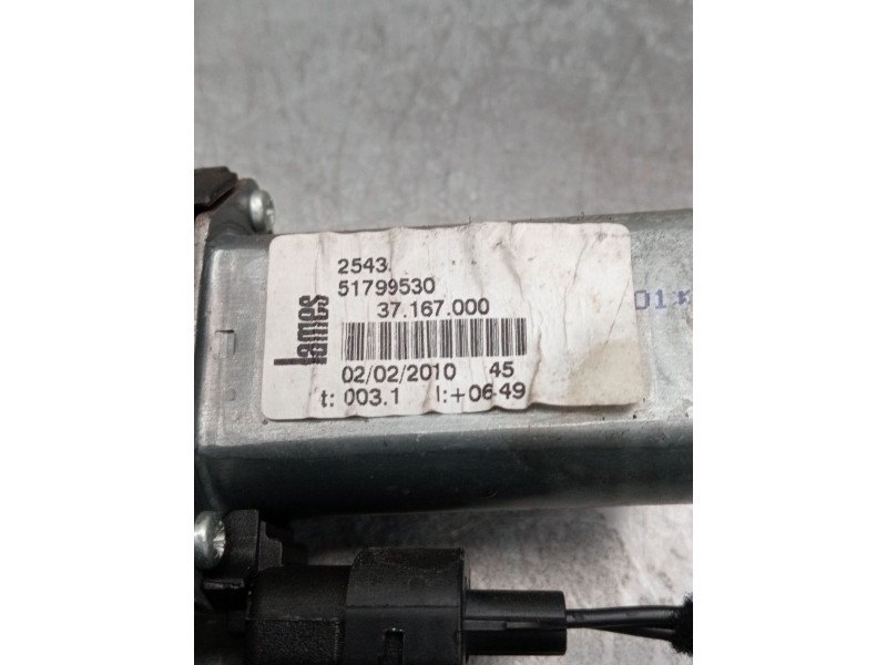 Recambio de elevalunas delantero derecho para ford ka (ru8) 1.2 referencia OEM IAM 51799530 3P 37167000