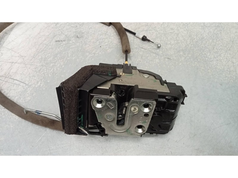 Recambio de motor cierre centralizado delantero izquierdo para renault kadjar experience referencia OEM IAM   
