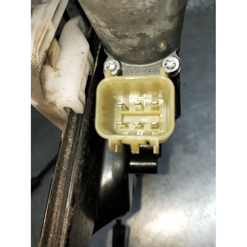 Recambio de elevalunas delantero derecho para ford s-max (cj, wa6) 2.0 tdci referencia OEM IAM 0130822733  