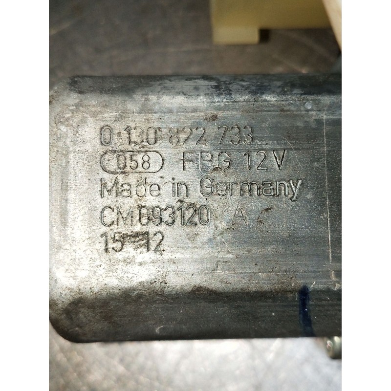 Recambio de elevalunas delantero derecho para ford s-max (cj, wa6) 2.0 tdci referencia OEM IAM 0130822733  