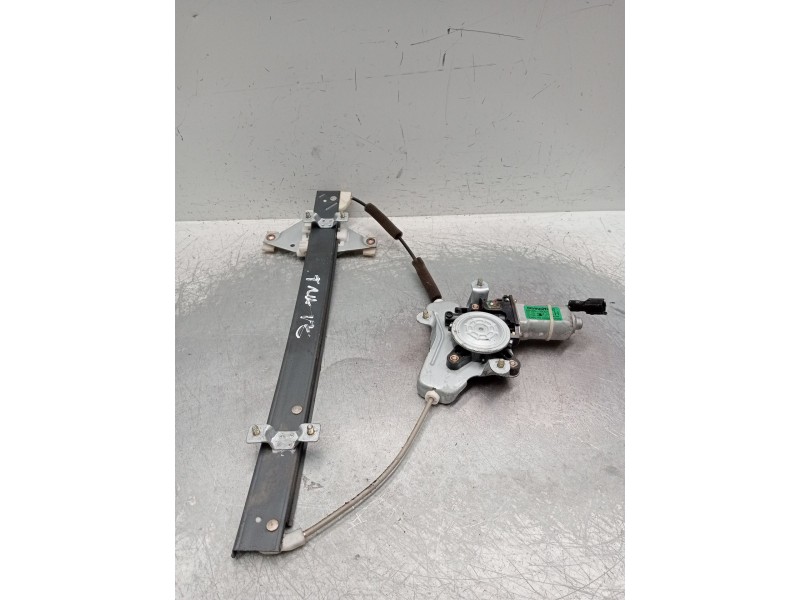 Recambio de elevalunas delantero derecho para ssangyong rexton / rexton ii (gab_) 2.7 xdi referencia OEM IAM 8810008001 5P 