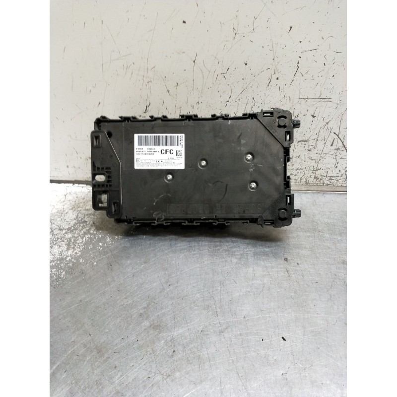Recambio de caja reles / fusibles para ford s-max (cj, wa6) 2.0 tdci referencia OEM IAM BCM FU5T15604CFC A2C7534420250