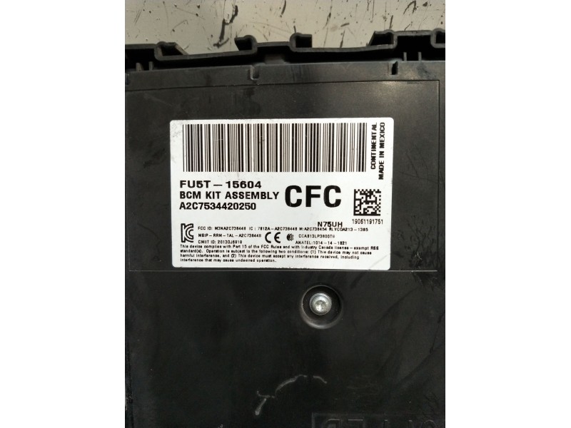Recambio de caja reles / fusibles para ford s-max (cj, wa6) 2.0 tdci referencia OEM IAM BCM FU5T15604CFC A2C7534420250