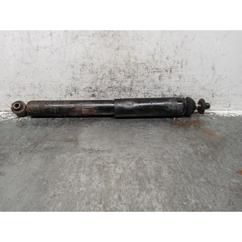 Recambio de amortiguador trasero izquierdo para kia sorento i (jc) 2.5 crdi referencia OEM IAM 553103E600  