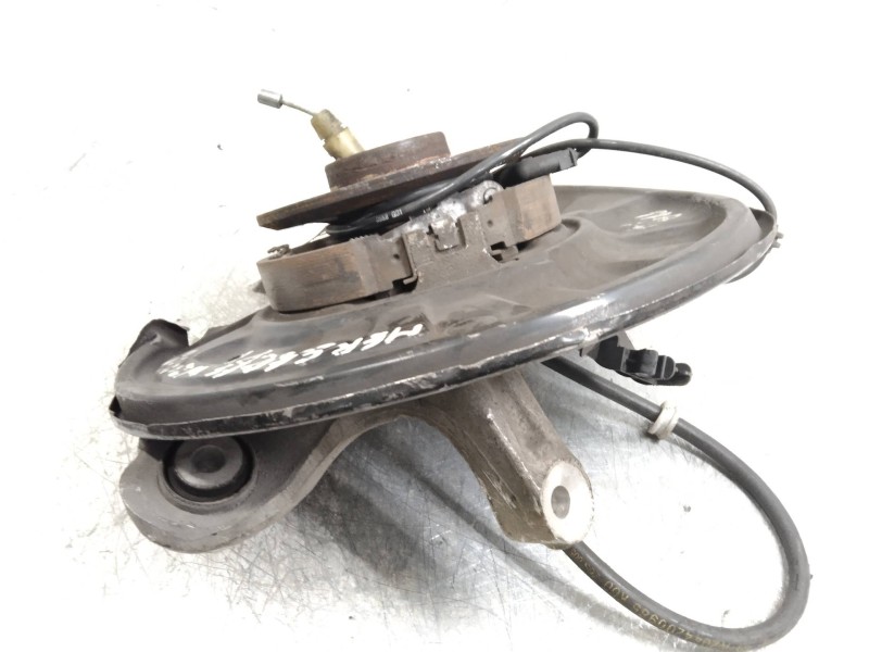 Recambio de mangueta trasera derecha para mercedes clase c (w204) berlina 2.2 cdi cat referencia OEM IAM   