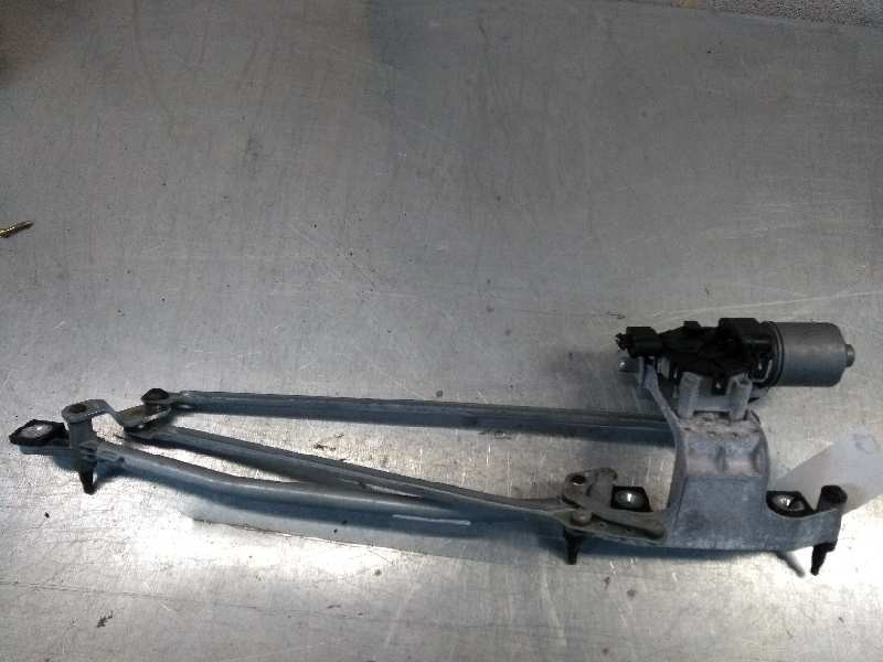 Recambio de motor limpia delantero para ford c-max (cb3) 1.8 flexifuel cat referencia OEM IAM 0390241724 3M5117508AA 