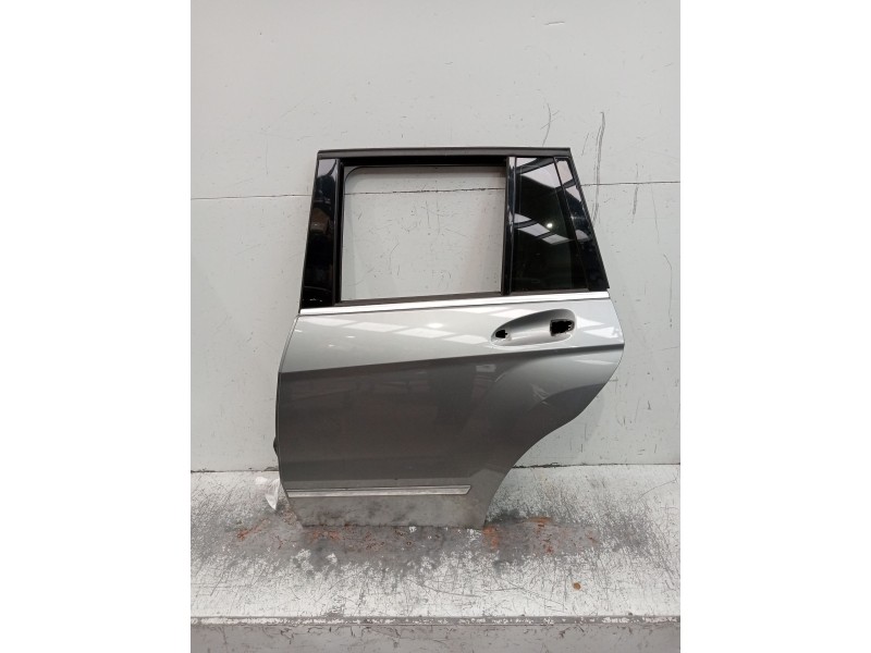 Recambio de puerta trasera izquierda para mercedes-benz clase glk (x204) 220 cdi 4-matic (204.984, 204.997) referencia OEM IAM  