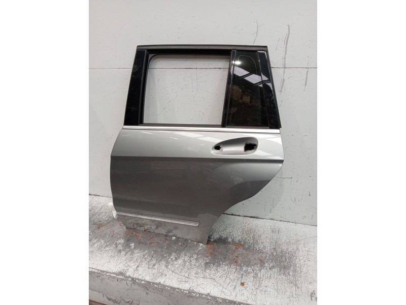 Recambio de puerta trasera izquierda para mercedes-benz clase glk (x204) 220 cdi 4-matic (204.984, 204.997) referencia OEM IAM  