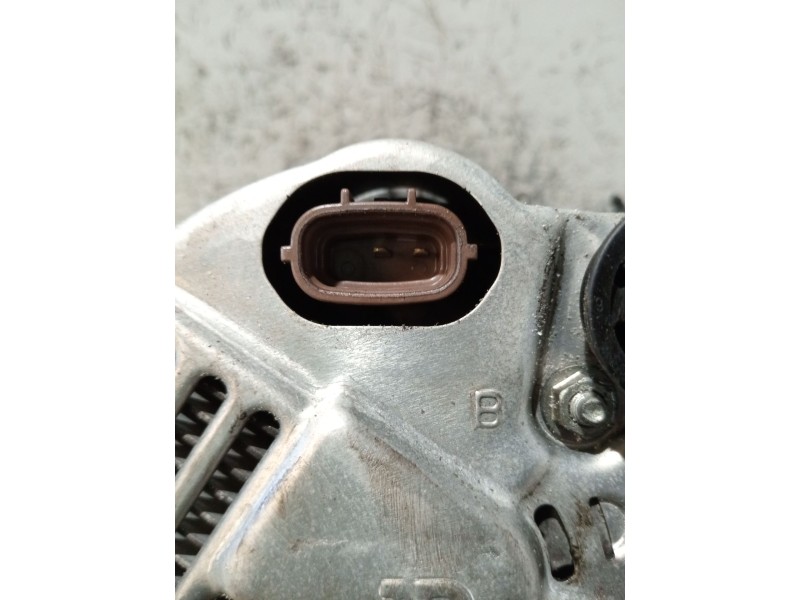 Recambio de alternador para kia sorento i (jc) 2.5 crdi referencia OEM IAM 373004A300 021319212 