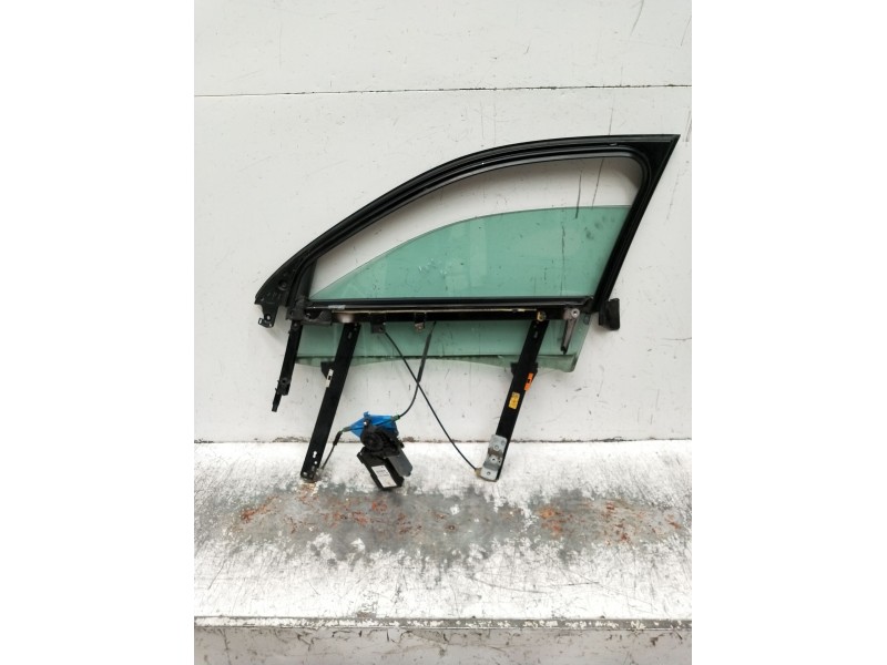 Recambio de elevalunas delantero derecho para audi a4 b7 (8ec) 2.0 tfsi referencia OEM IAM 8E0837462B 4P 