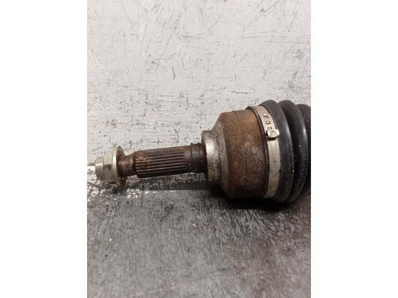 Recambio de transmision delantera izquierda para kia sorento i (jc) 2.5 crdi referencia OEM IAM   