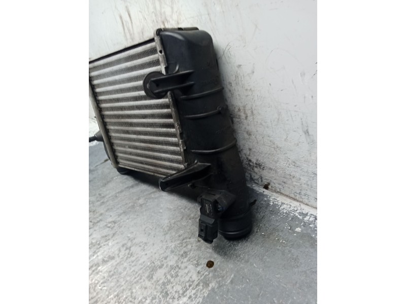 Recambio de intercooler para audi a4 b7 (8ec) 2.0 tfsi referencia OEM IAM 8E0145805AA  