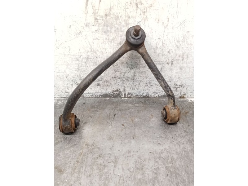 Recambio de brazo suspension superior delantero izquierdo para kia sorento i (jc) 2.5 crdi referencia OEM IAM   
