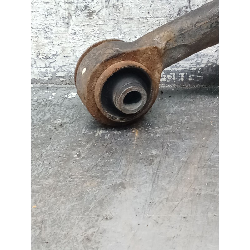 Recambio de brazo suspension superior delantero izquierdo para kia sorento i (jc) 2.5 crdi referencia OEM IAM   