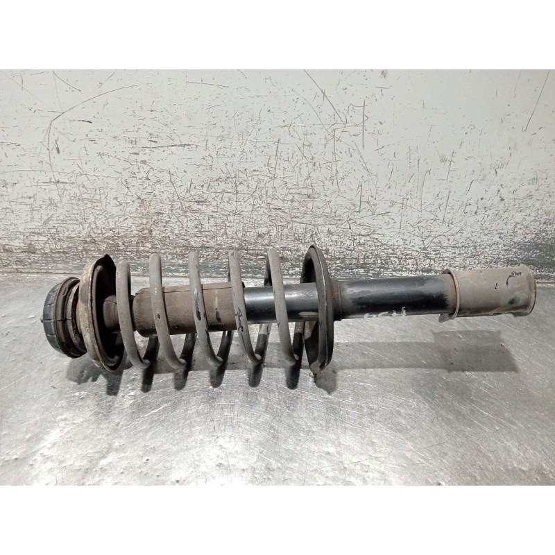 Recambio de amortiguador delantero derecho para renault clio i (b/c57_, 5/357_) 1.9 d (b/c/s576, b/c/s57l) referencia OEM IAM 77