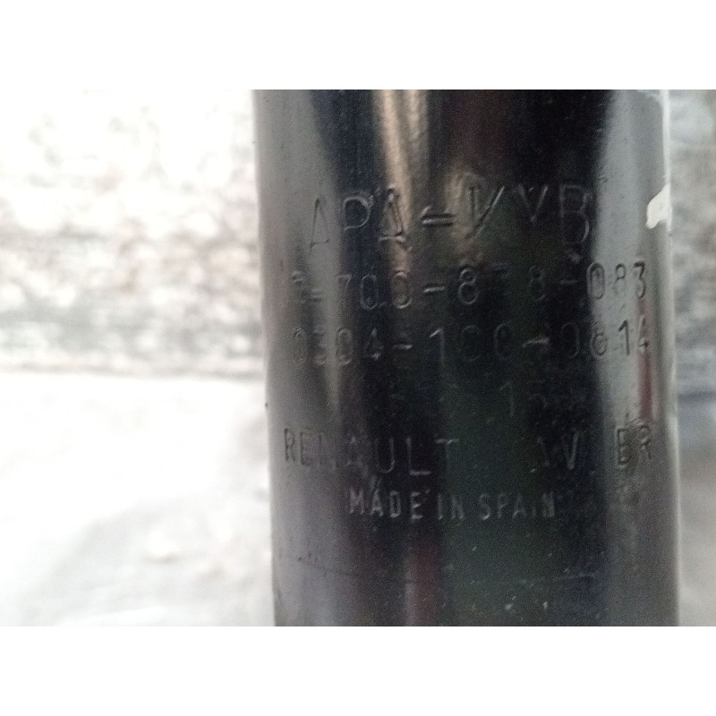 Recambio de amortiguador delantero derecho para renault clio i (b/c57_, 5/357_) 1.9 d (b/c/s576, b/c/s57l) referencia OEM IAM 77