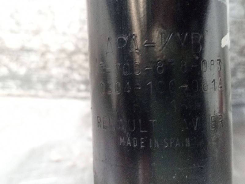 Recambio de amortiguador delantero derecho para renault clio i (b/c57_, 5/357_) 1.9 d (b/c/s576, b/c/s57l) referencia OEM IAM 77