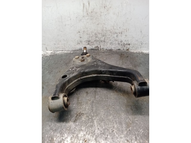 Recambio de brazo suspension inferior delantero derecho para kia sorento i (jc) 2.5 crdi referencia OEM IAM   