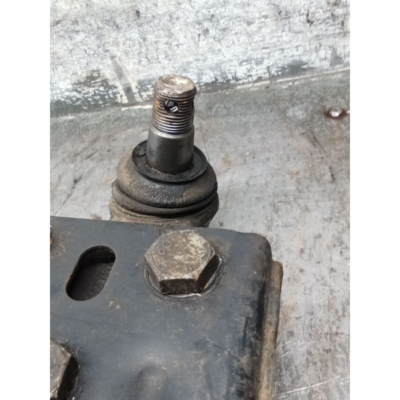 Recambio de brazo suspension inferior delantero izquierdo para kia sorento i (jc) 2.5 crdi referencia OEM IAM   