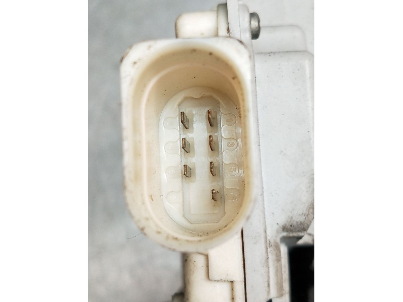 Recambio de motor cierre centralizado trasero derecho para audi a4 b7 (8ec) 2.0 tfsi referencia OEM IAM 8E0839016 4P 