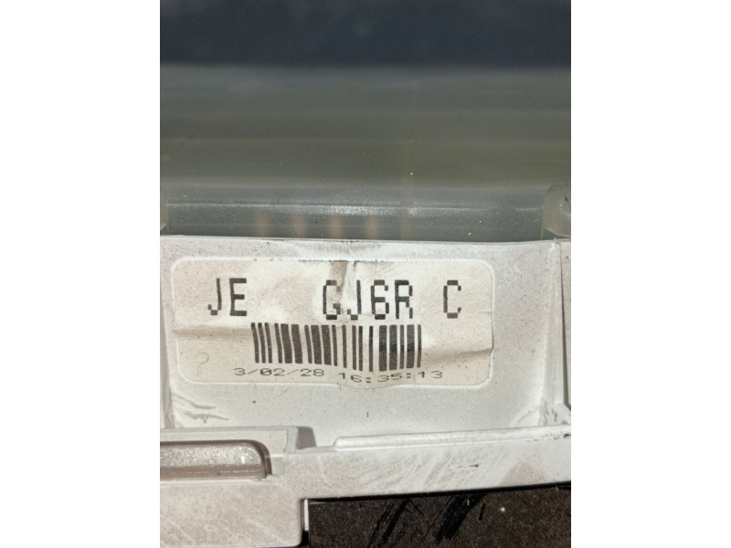 Recambio de cuadro instrumentos para mazda 6 hatchback (gg) 2.3 (gg3s) referencia OEM IAM JEGJ6RC  