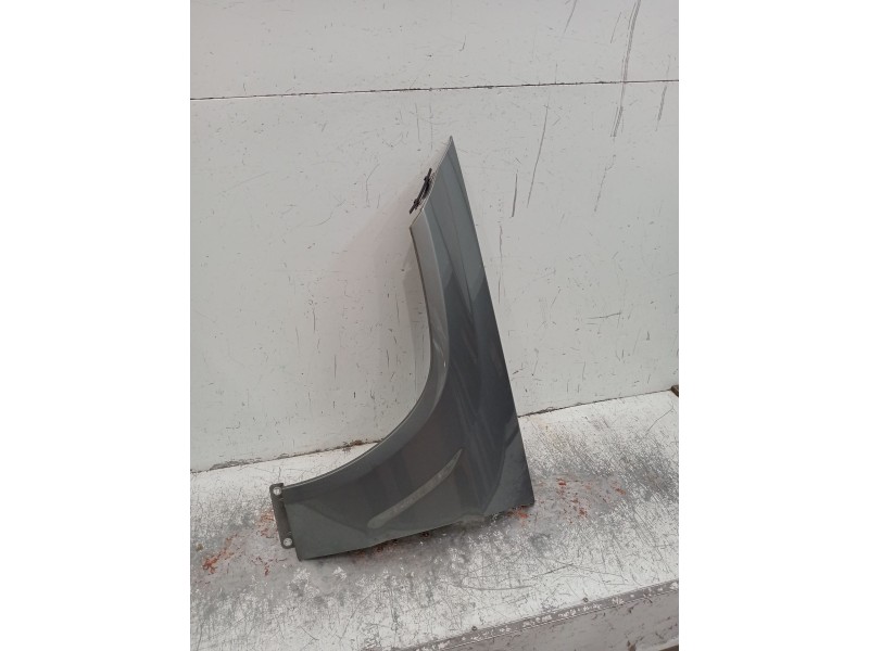 Recambio de aleta delantera izquierda para mercedes-benz clase glk (x204) 220 cdi 4-matic (204.984, 204.997) referencia OEM IAM 