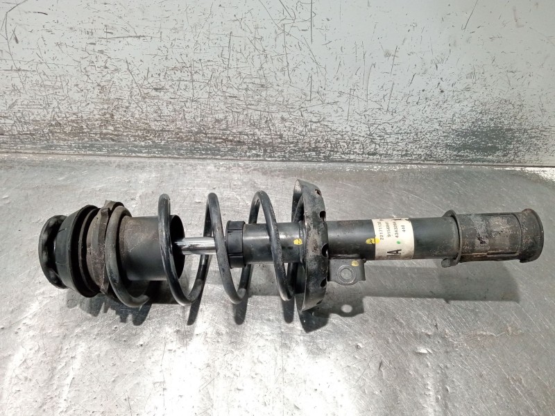Recambio de amortiguador delantero izquierdo para opel astra g sedán (t98) 1.6 (f69) referencia OEM IAM 22171133 9156841 4343264