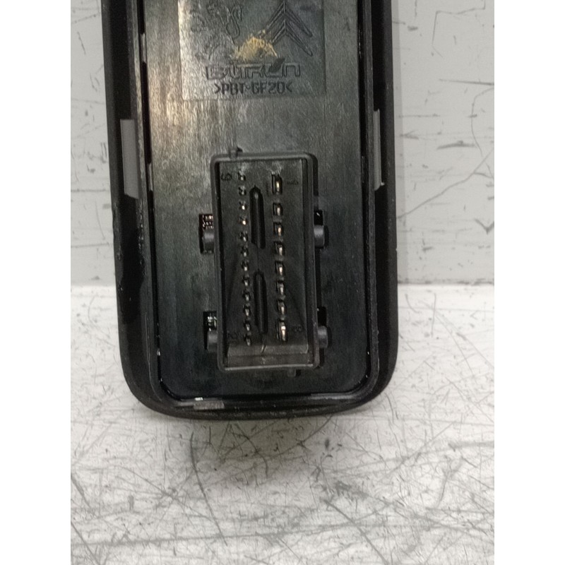 Recambio de mando elevalunas delantero izquierdo para peugeot 308 sw i (4e_, 4h_) 2.0 hdi referencia OEM IAM 96644915XT 5P 30170