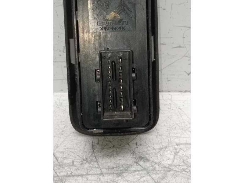 Recambio de mando elevalunas delantero izquierdo para peugeot 308 sw i (4e_, 4h_) 2.0 hdi referencia OEM IAM 96644915XT 5P 30170